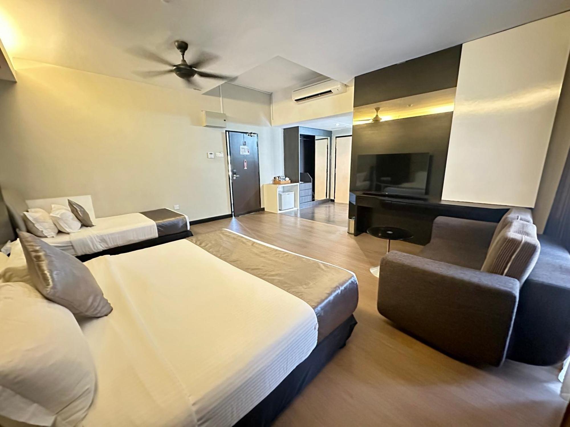 The Sterling Boutique Hotel Melaka Экстерьер фото