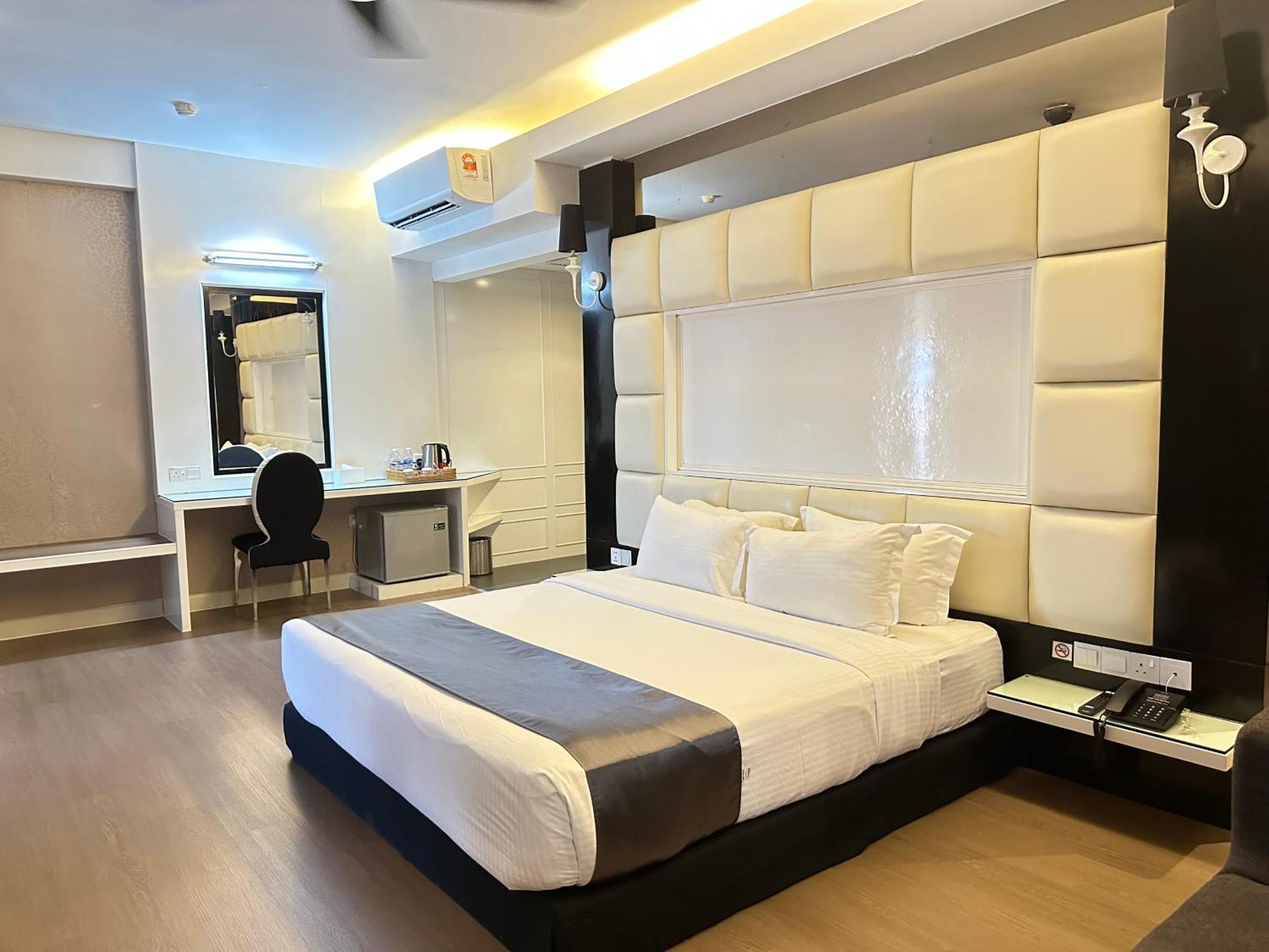 The Sterling Boutique Hotel Melaka Экстерьер фото